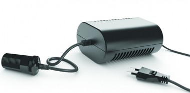Netzgleichrichter Umformer 12V an 230V Tristar Z-KB-7224-A1