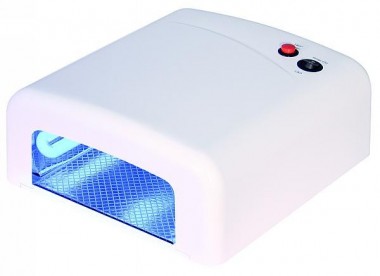 UV-Lichth�rteger�t Fingern�gel Lacktrockner 36W inkl. 4 R�hren McVoice ULG-36