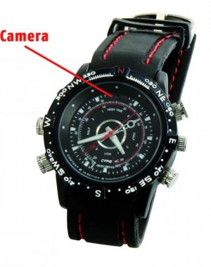 ETT Armbanduhr mit kleiner Kamera Video-und Audioaufnahme 4GB intern SpyWatch